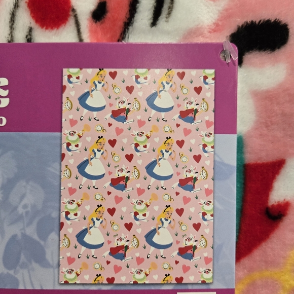 Disney Alice In Wonderland Pink Plush Throw Blanket New With Tags - Picture 3 of 6